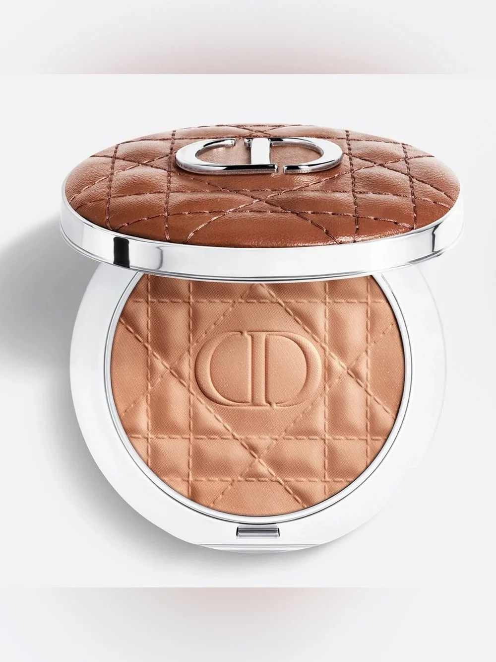 Dior Forever Natural Bronze PowderCompact in with Quilted Leather Lid - 03